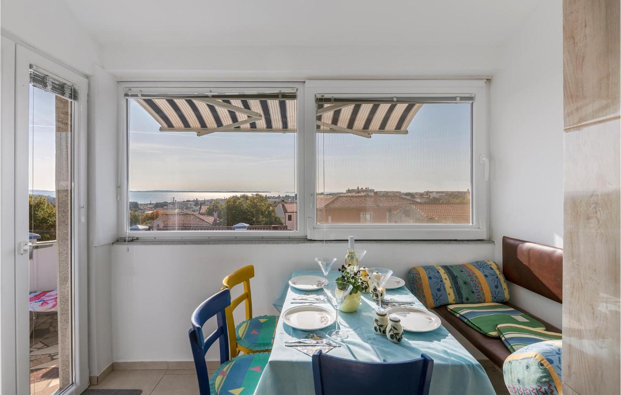 Beautiful Apartment In Barbariga With Kitchen 外观 照片