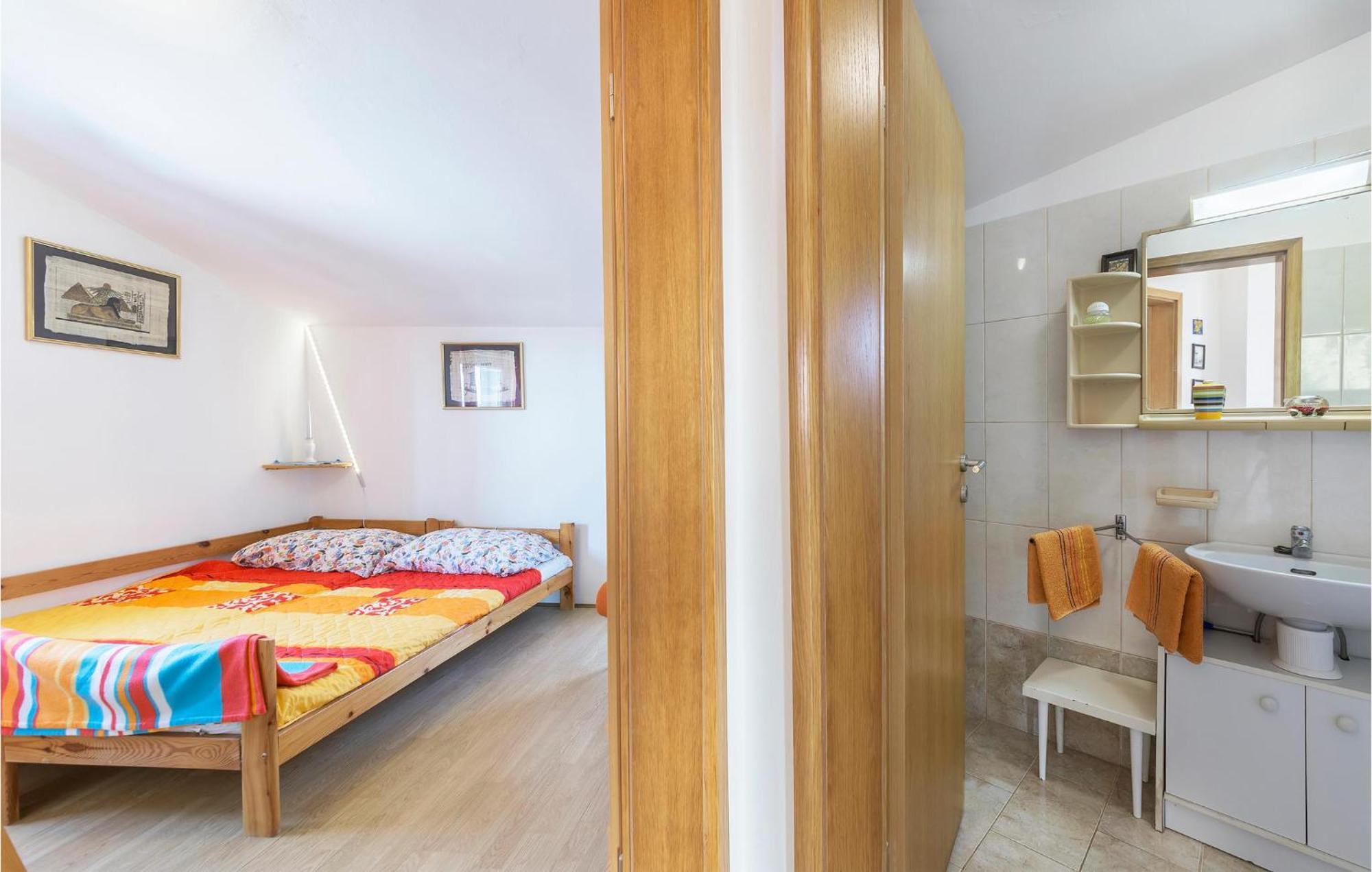 Beautiful Apartment In Barbariga With Kitchen 外观 照片